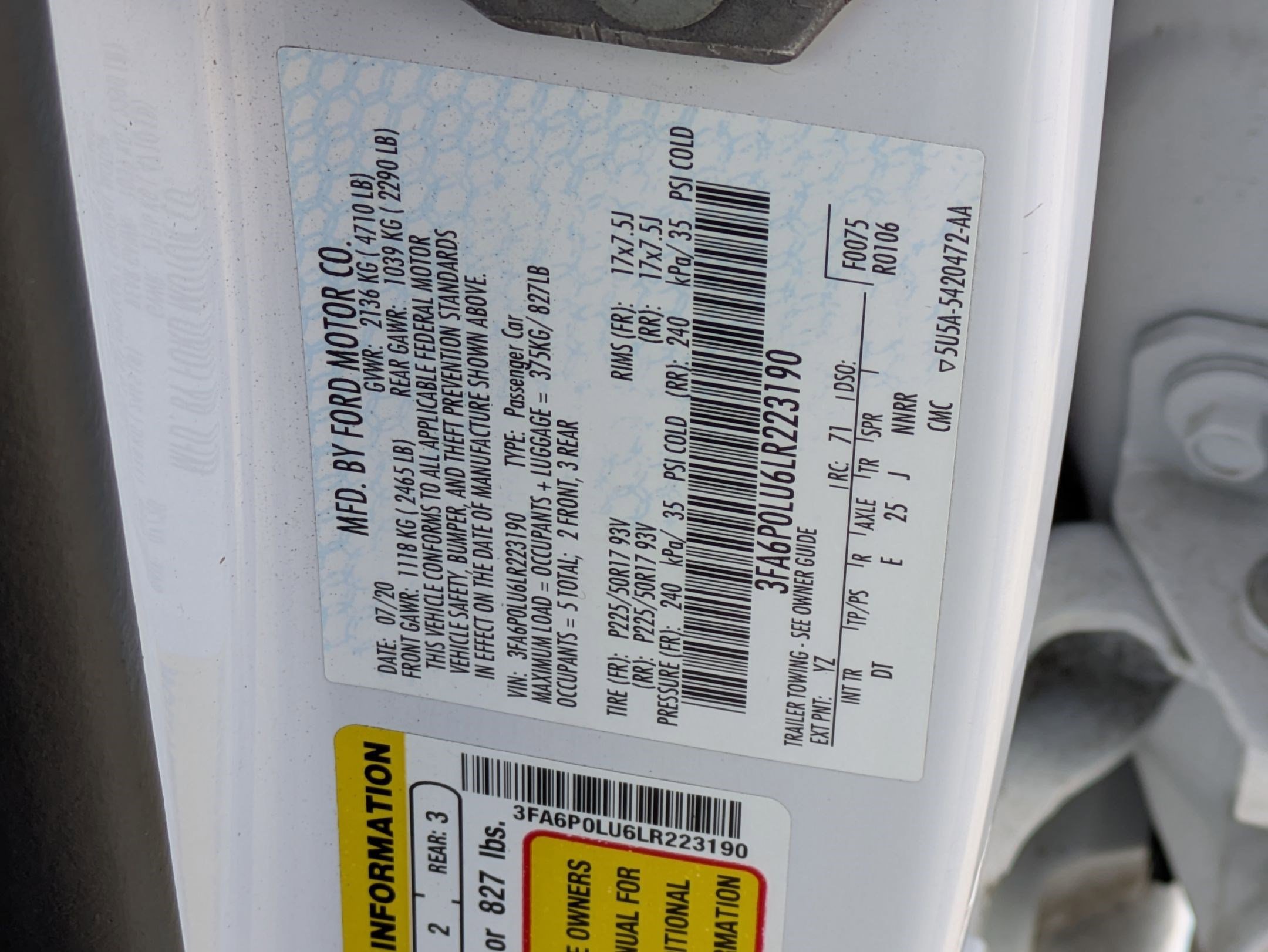 Used 2020 Ford Fusion SE image 30