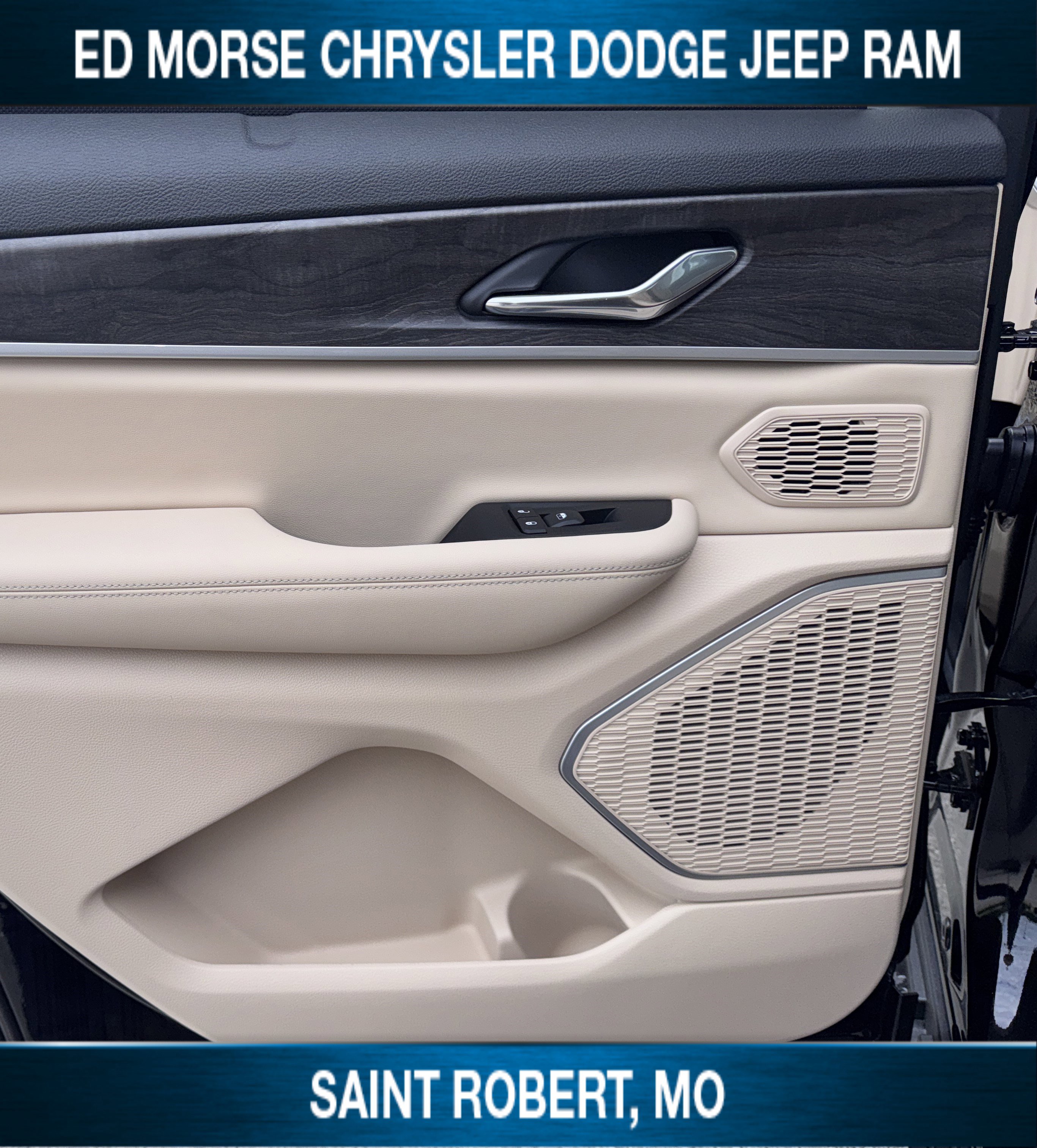 New 2025 Jeep Grand Cherokee L Limited w/ Luxury Tech Group II image 37