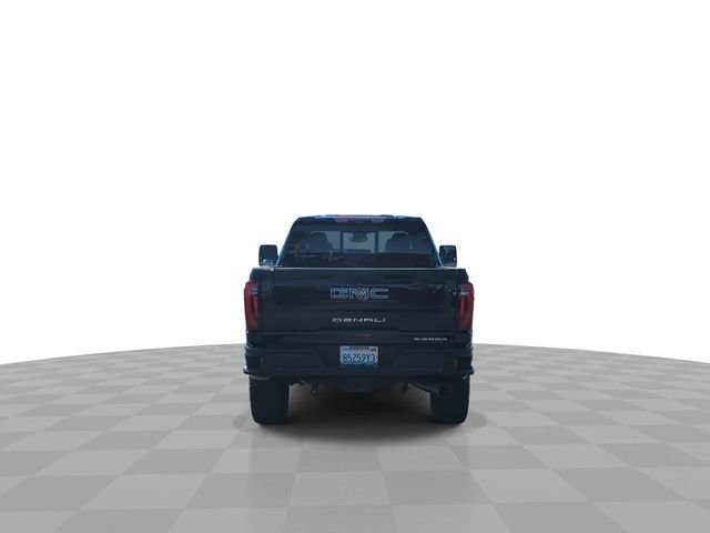 Used 2024 GMC Sierra 2500 Denali Ultimate AWD/4WD image 8