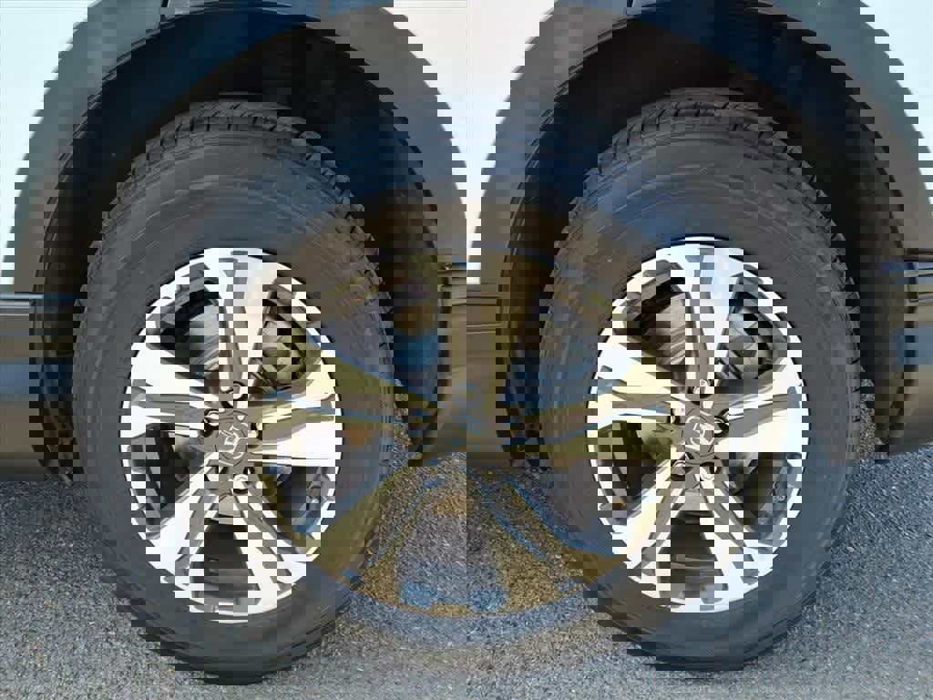 Used 2019 Honda CR-V LX image 5