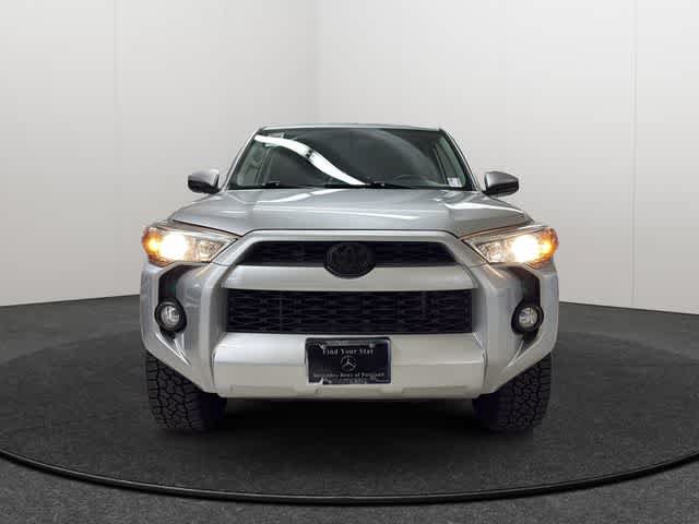 Used 2018 Toyota 4Runner SR5 RWD image 2
