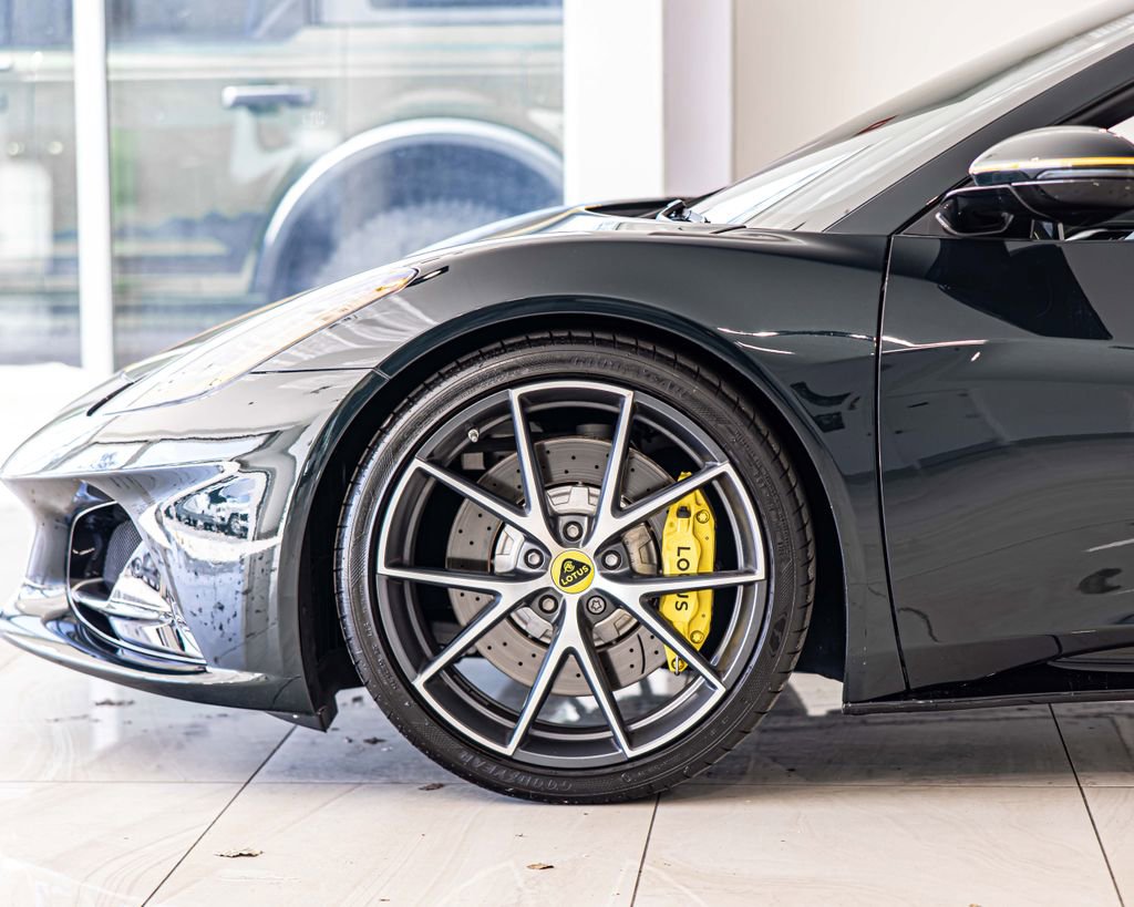 Used 2024 Lotus Emira First Edition image 8