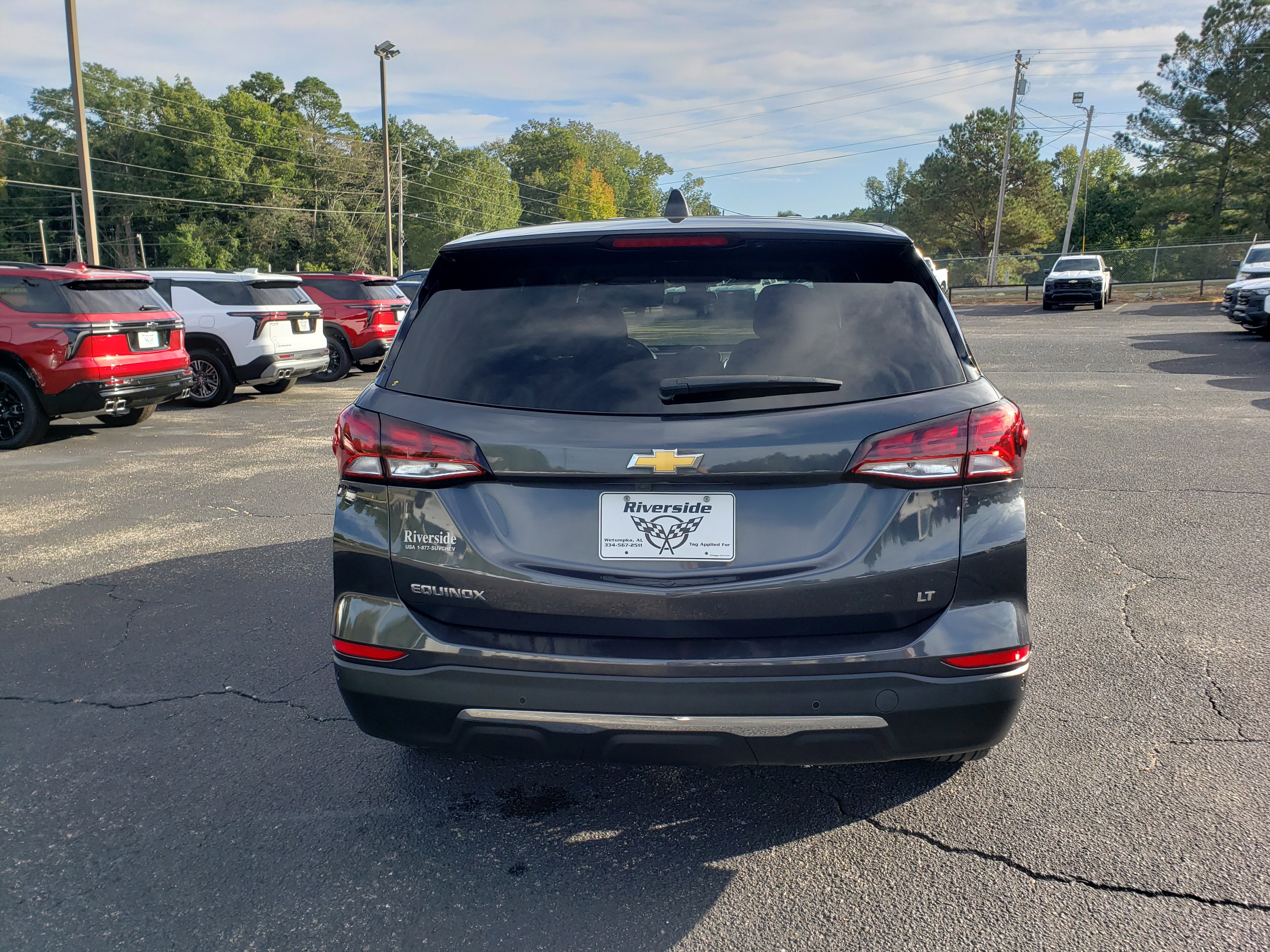 Used 2022 Chevrolet Equinox LT w/ Driver Convenience Package image 8
