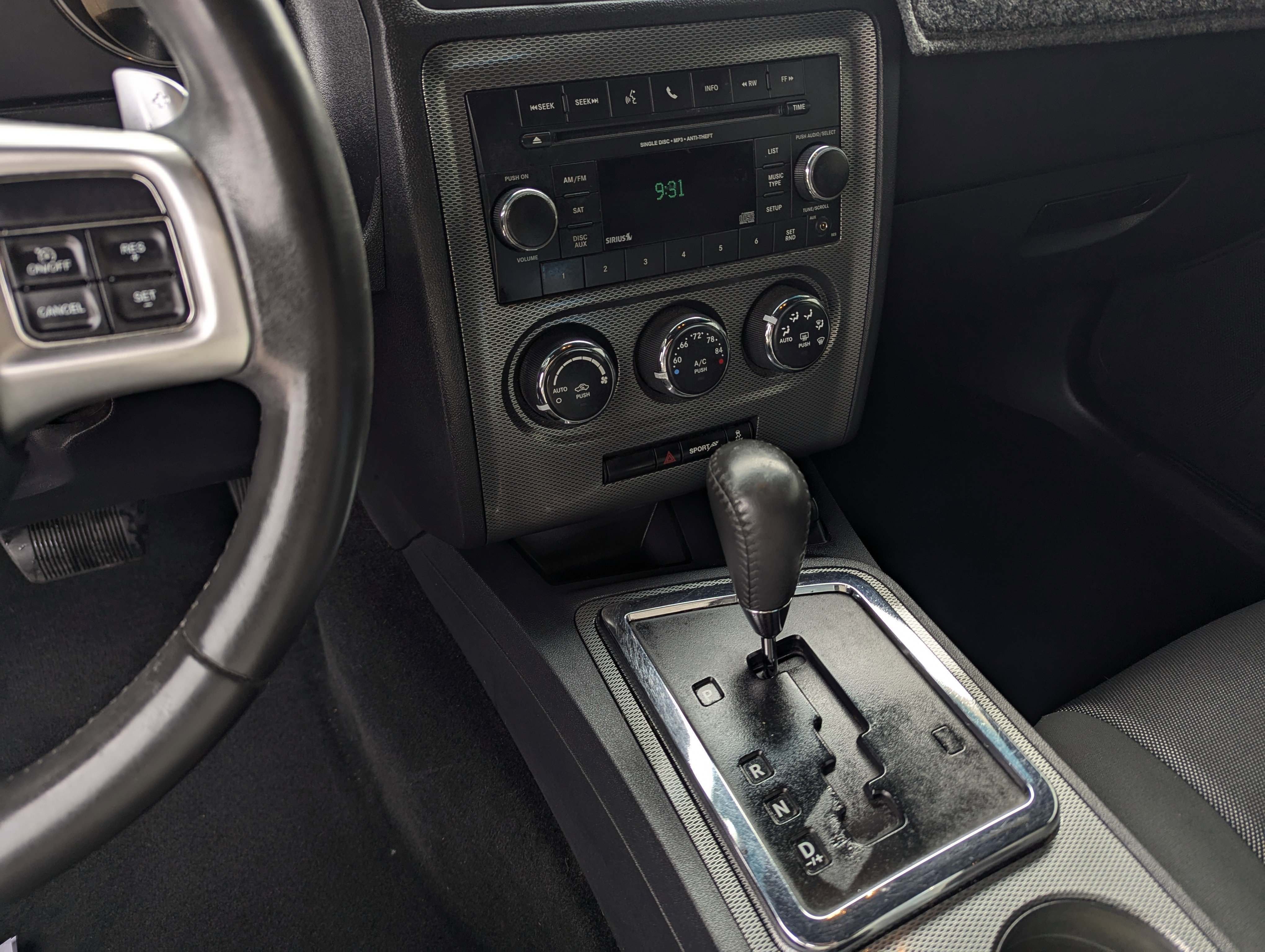 Used 2013 Dodge Challenger R/T w/ Electronics Convenience Group image 11