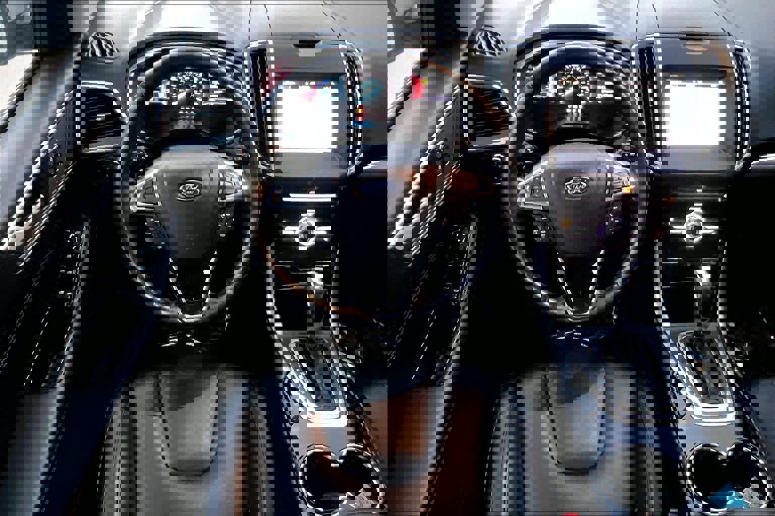 Used 2017 Ford Edge Titanium w/ Technology Package image 11