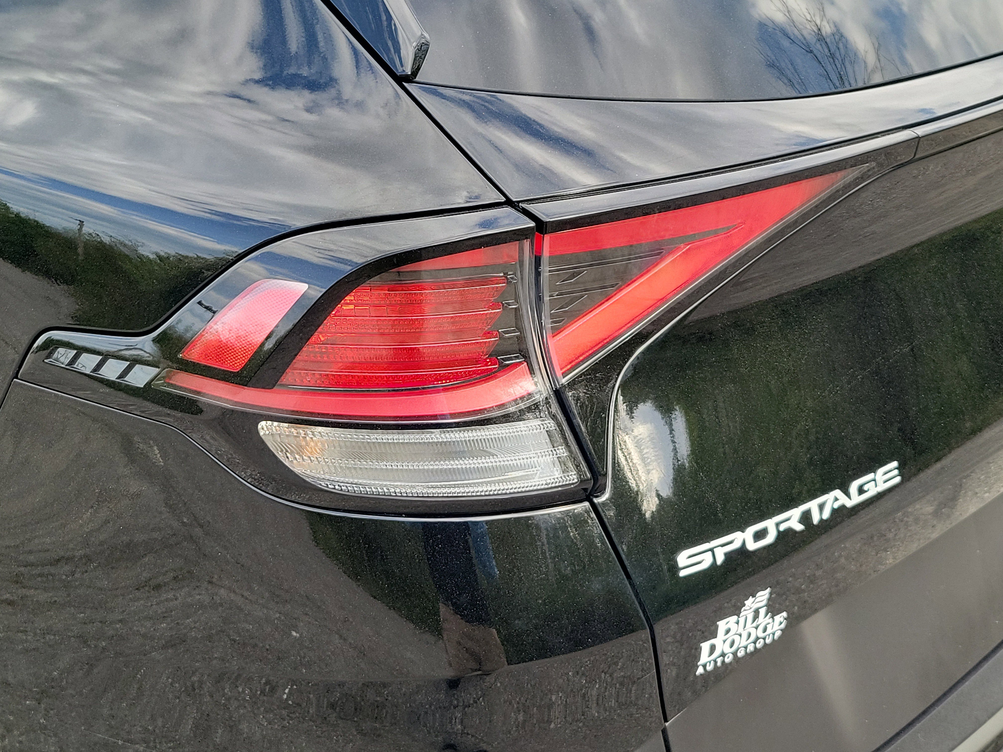 Used 2024 Kia Sportage X-Line w/ X-Line Premium Package AWD/4WD image 11