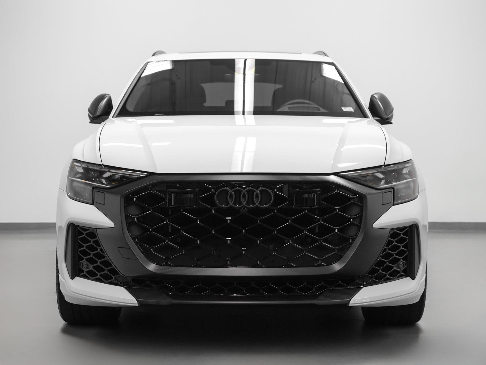 Used 2026 Audi RS Q8 performance AWD/4WD image 8