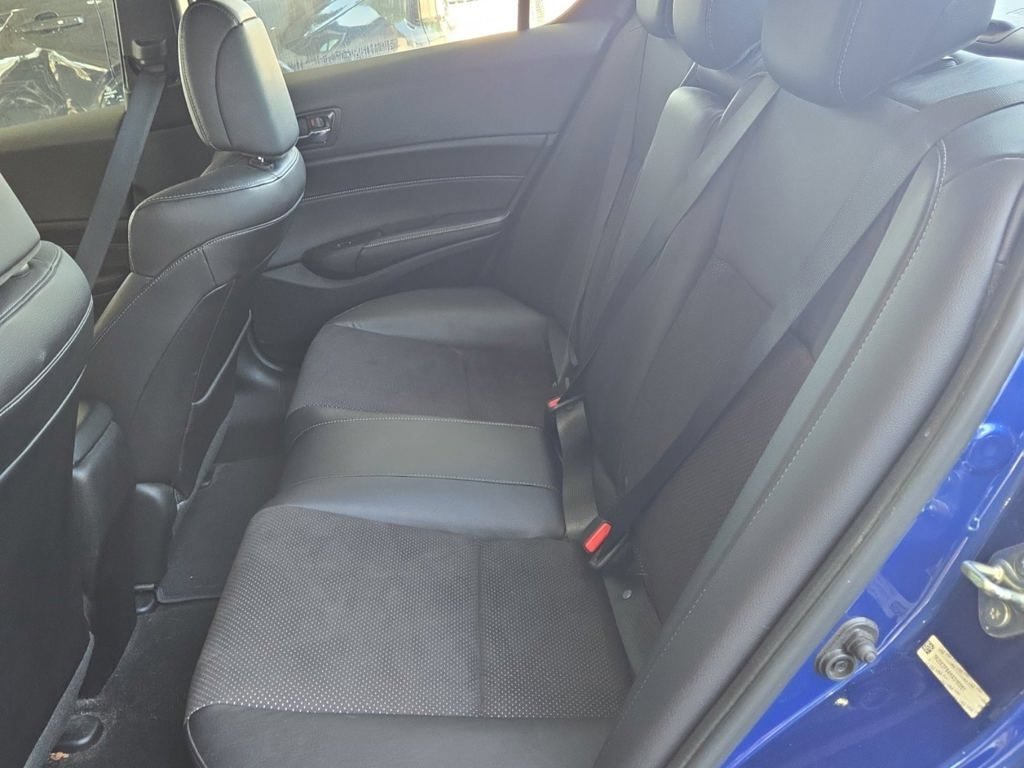 Used 2017 Acura ILX FWD image 10