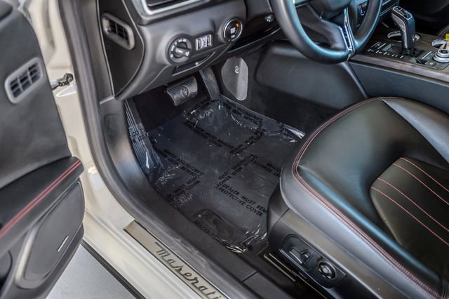 Used 2019 Maserati Ghibli S image 41