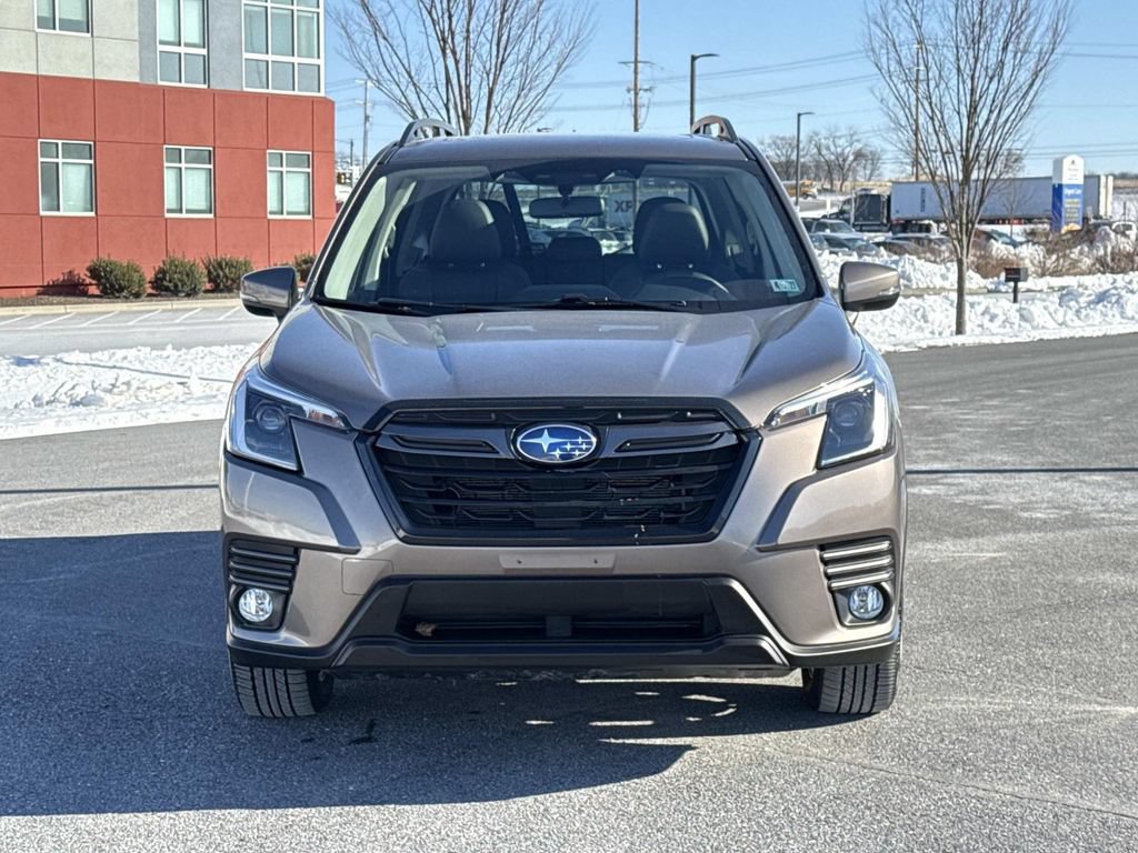 Used 2023 Subaru Forester Limited AWD/4WD image 30