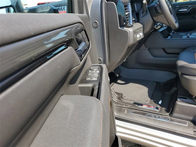 New 2026 GMC Sierra 2500 AT4 w/ AT4 Premium Plus Package image 11