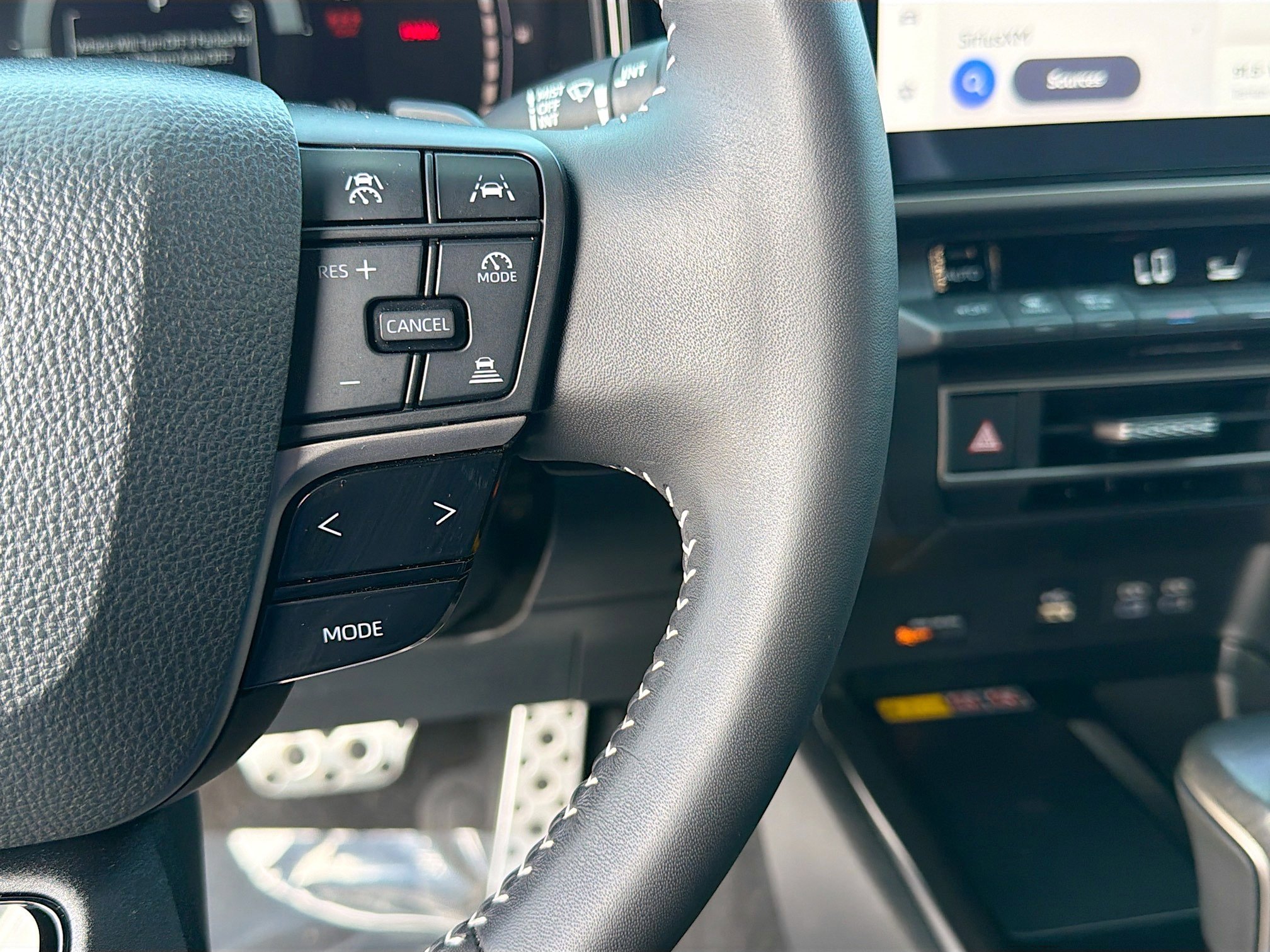 Used 2025 Toyota Camry SE w/ Multimedia Upgrade Package image 36