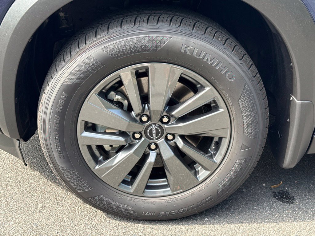 New 2026 Nissan Pathfinder SV FWD image 12