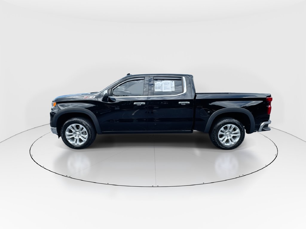 Used 2025 Chevrolet Silverado 1500 LTZ AWD/4WD image 5