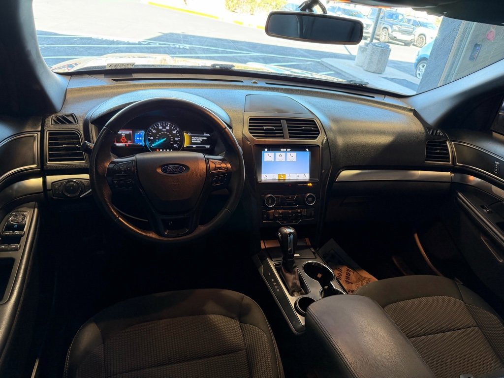 Used 2019 Ford Explorer XLT w/ Equipment Group 201A image 10