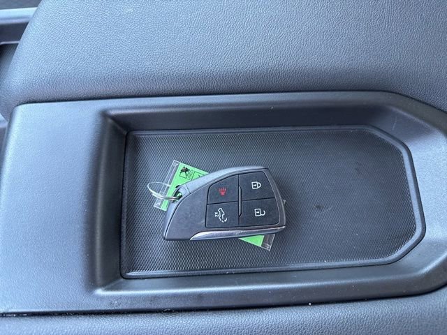 Used 2025 GMC Sierra 2500 Pro w/ Convenience Package image 26