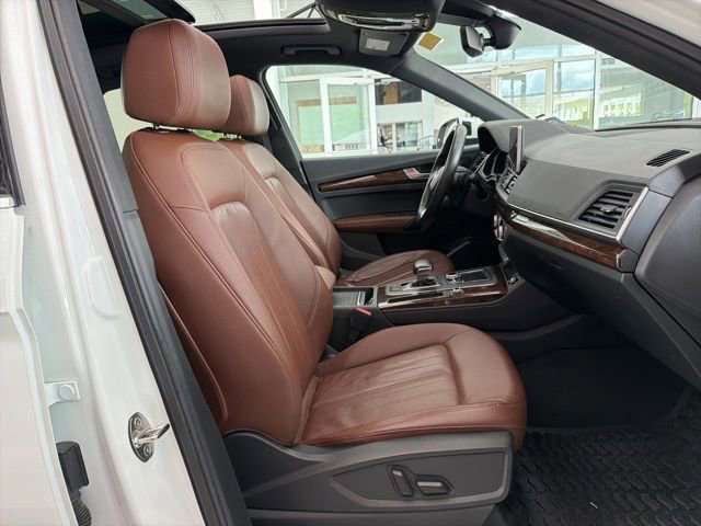 Used 2020 Audi Q5 2.0T Premium Plus w/ Premium Plus Package AWD/4WD image 15