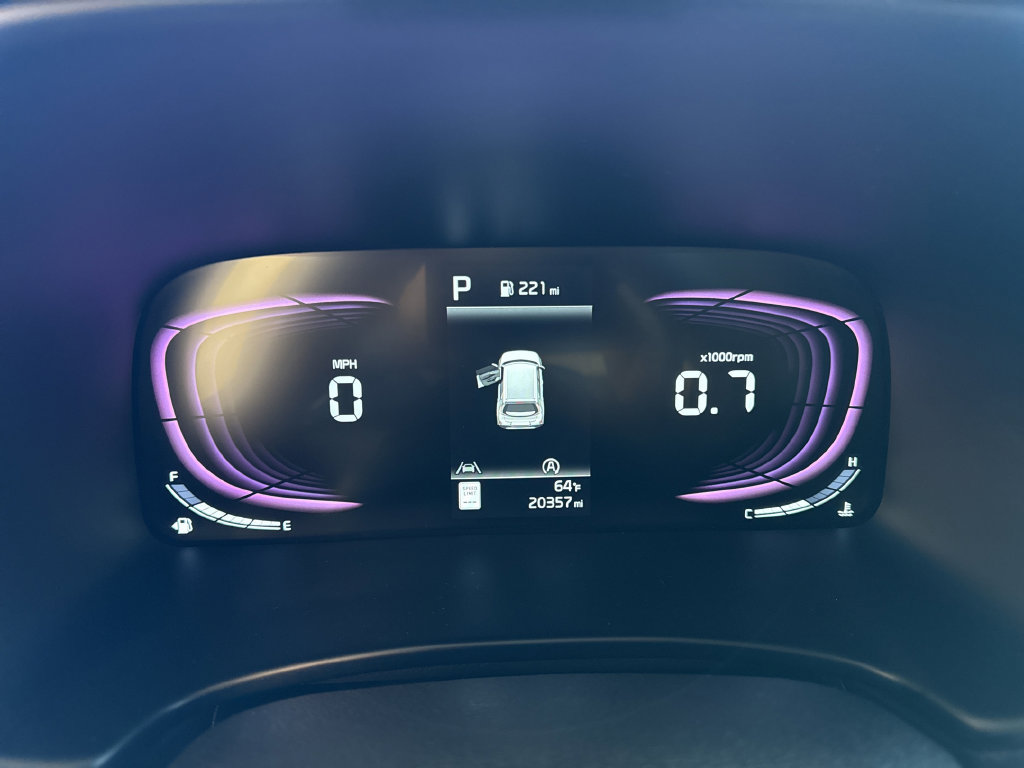 Certified 2025 Kia Soul LX w/ LX Technology Package FWD image 16