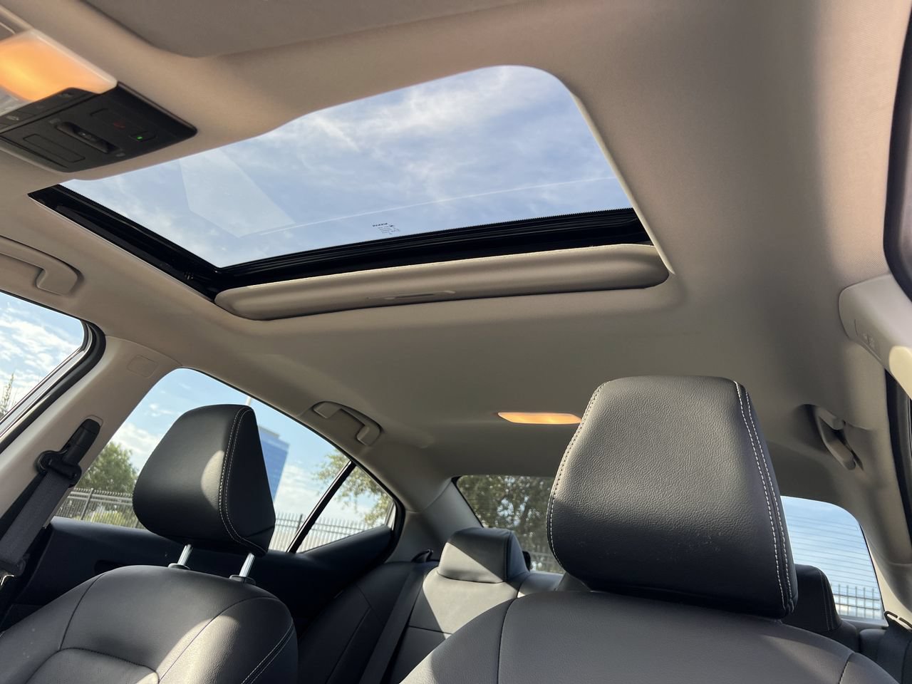 Certified 2025 Nissan Altima 2.5 SL FWD image 10