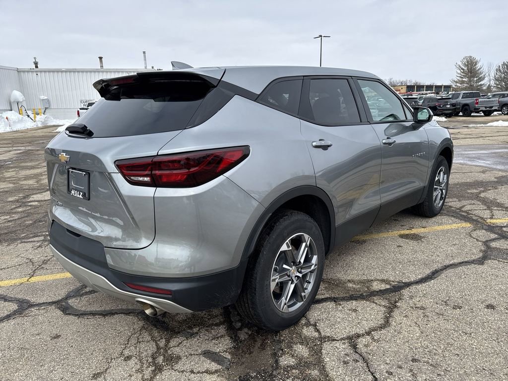 Certified 2023 Chevrolet Blazer LT w/ Driver Confidence Package image 5