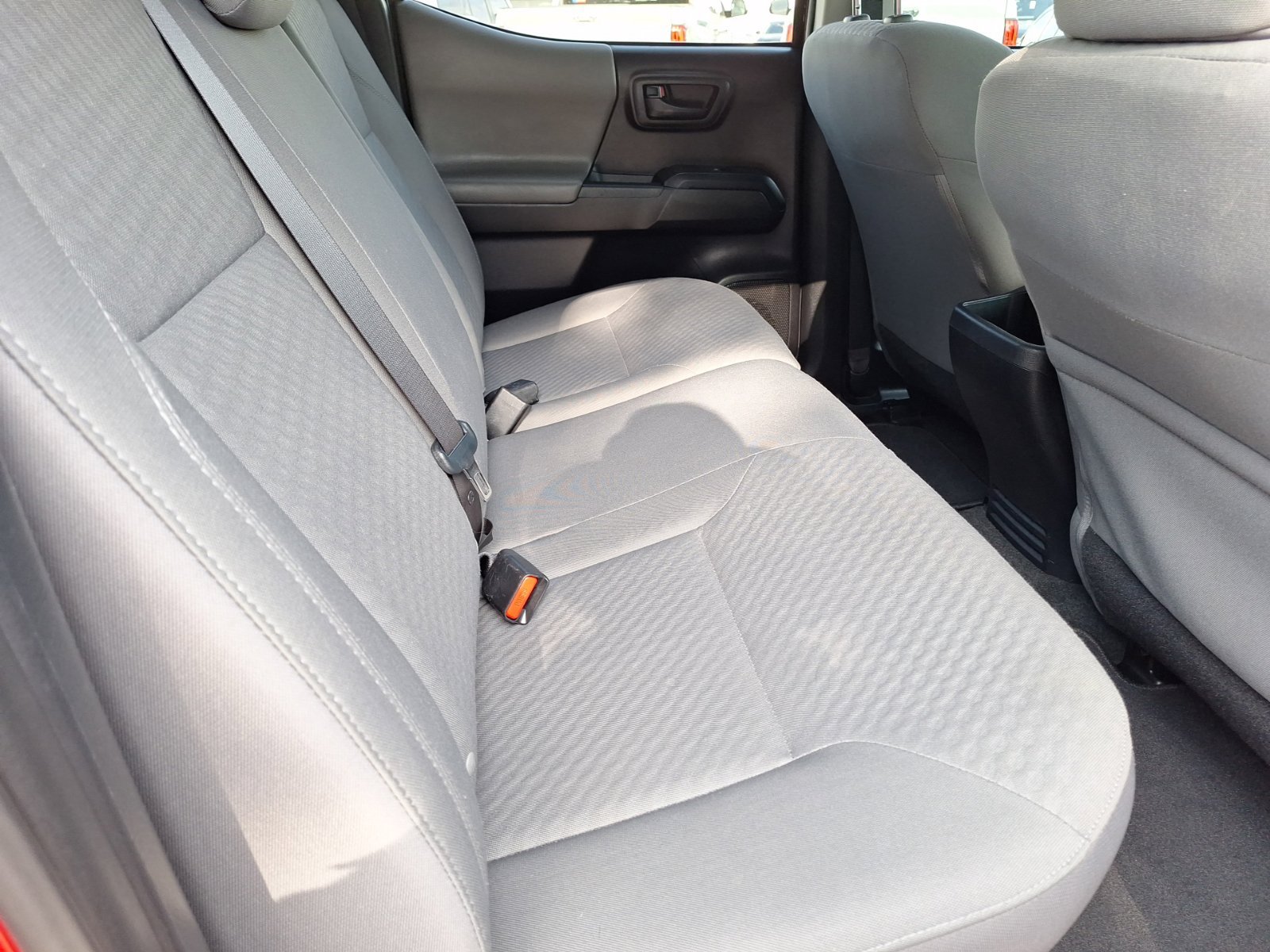 Used 2020 Toyota Tacoma SR AWD/4WD image 30