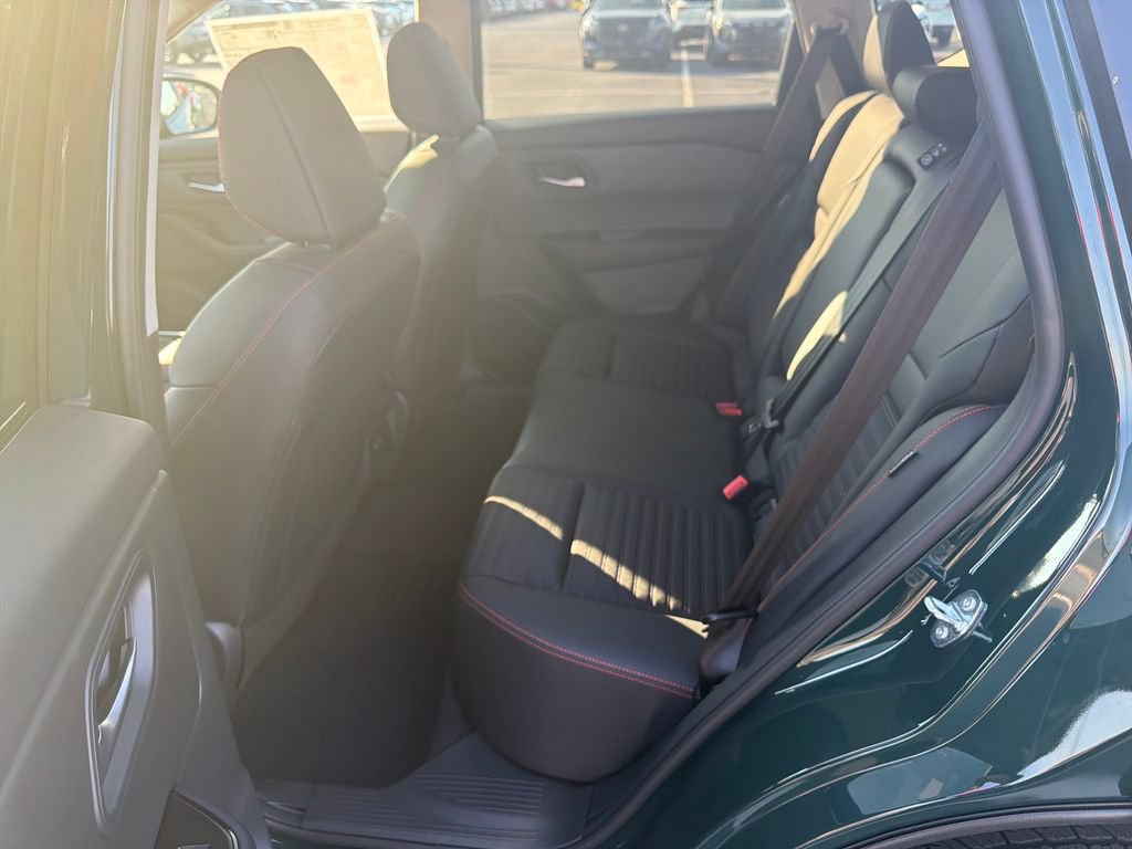 New 2026 Nissan Rogue SV w/ Rock Creek Premium Package AWD/4WD image 15