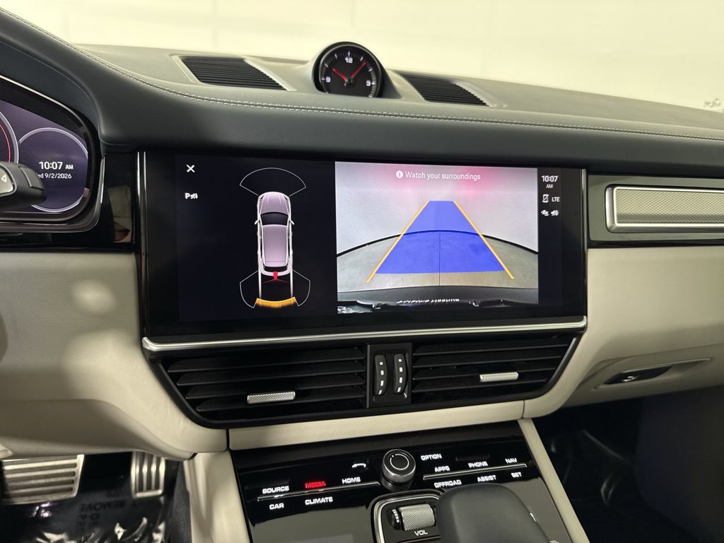 Certified 2023 Porsche Cayenne S Platinum AWD/4WD image 29