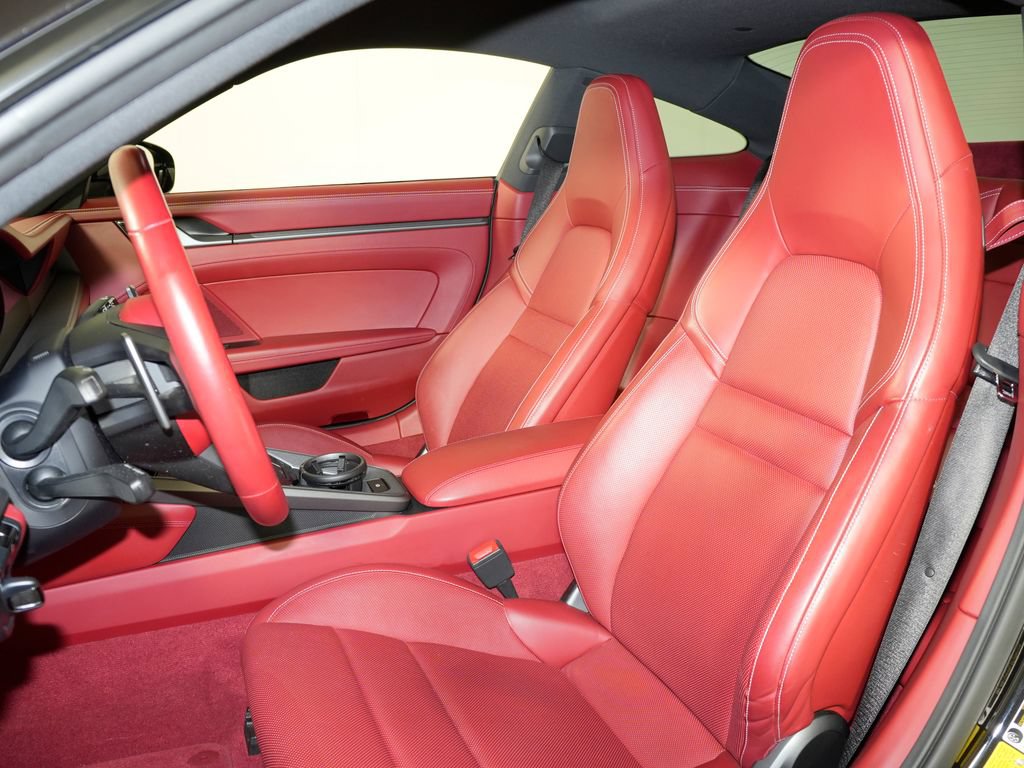 Certified 2020 Porsche 911 Carrera RWD image 5