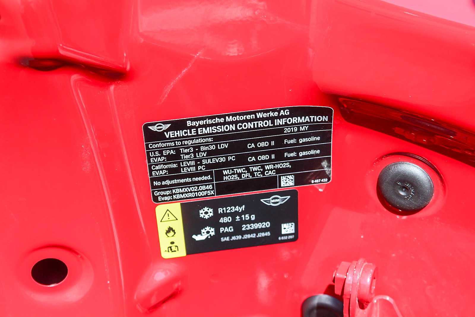 Used 2019 MINI Cooper S w/ Premium Package image 34