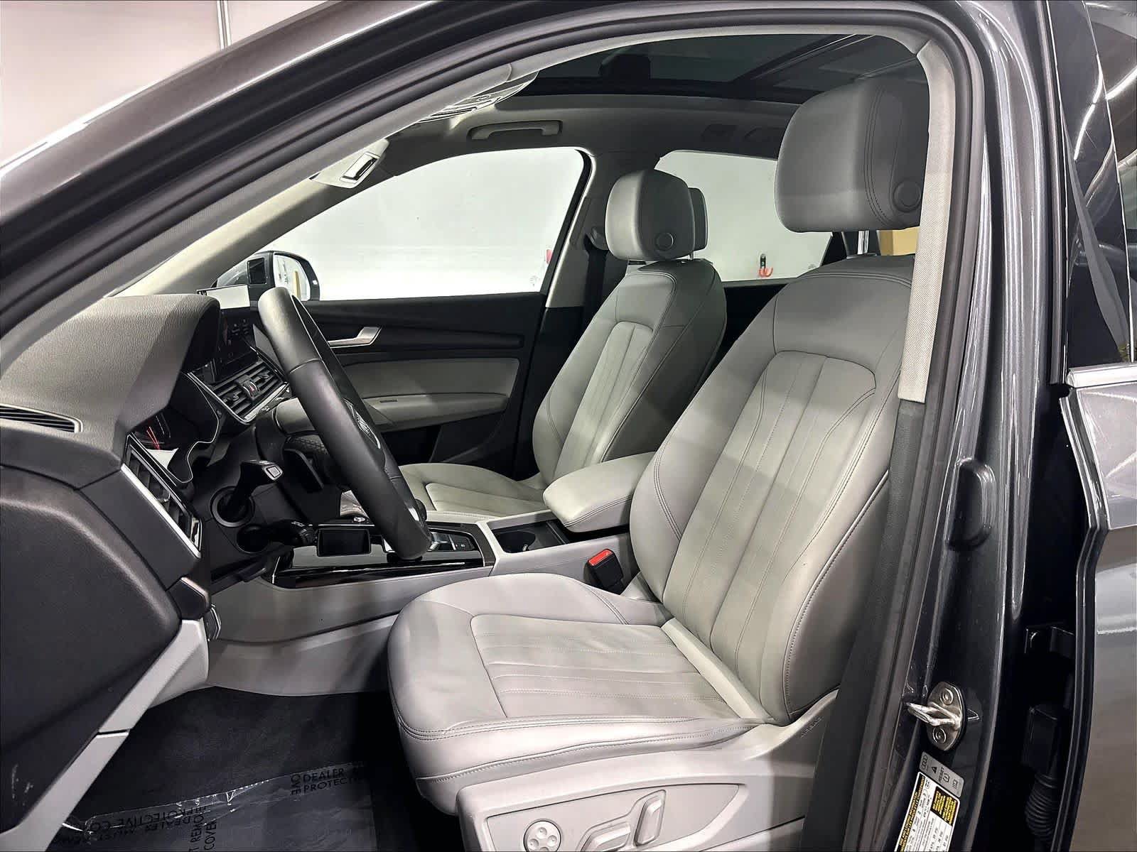 Used 2023 Audi Q5 2.0T Premium w/ Convenience Package AWD/4WD image 27