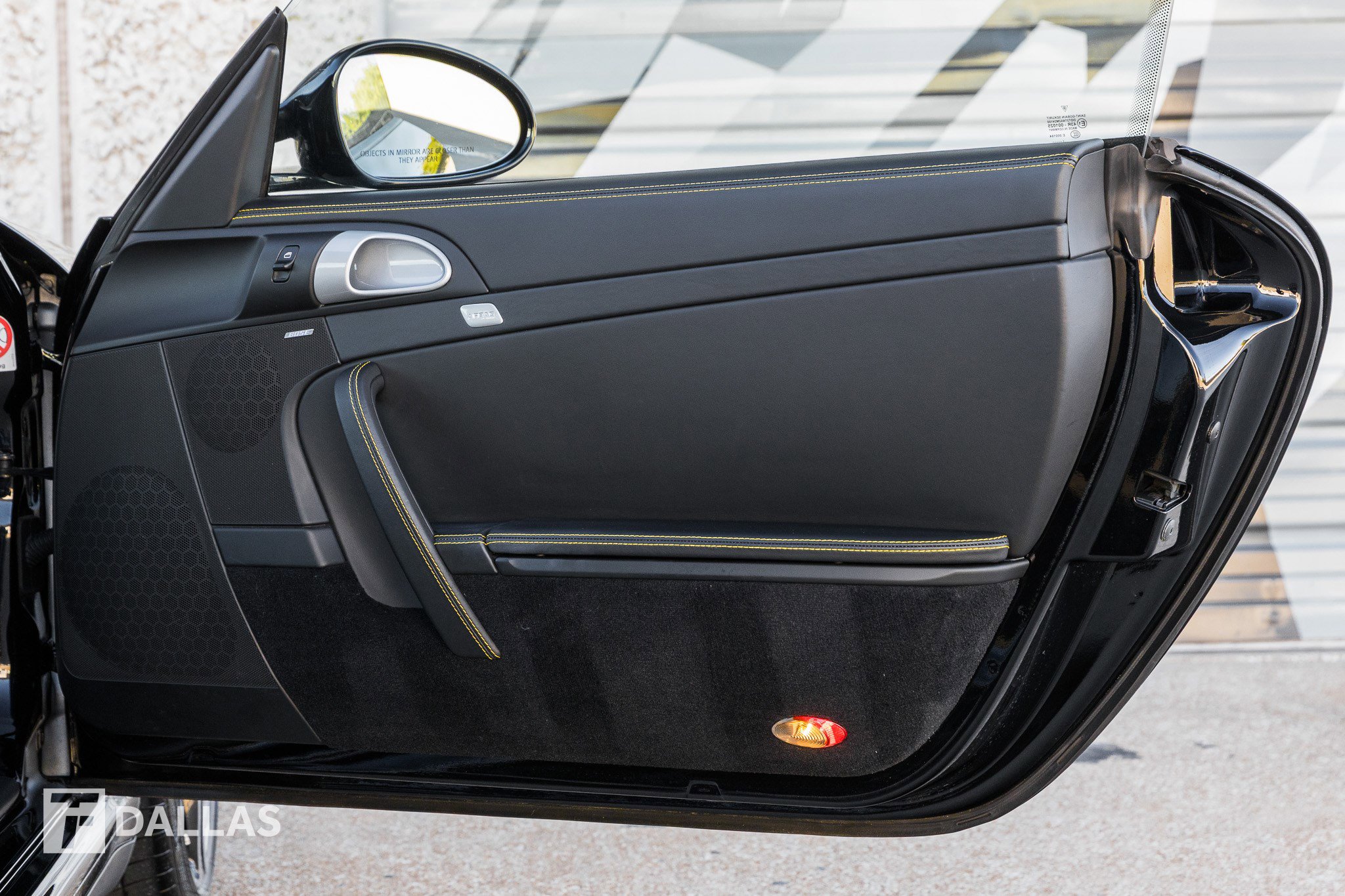 Used 2012 Porsche 911 Turbo S image 32