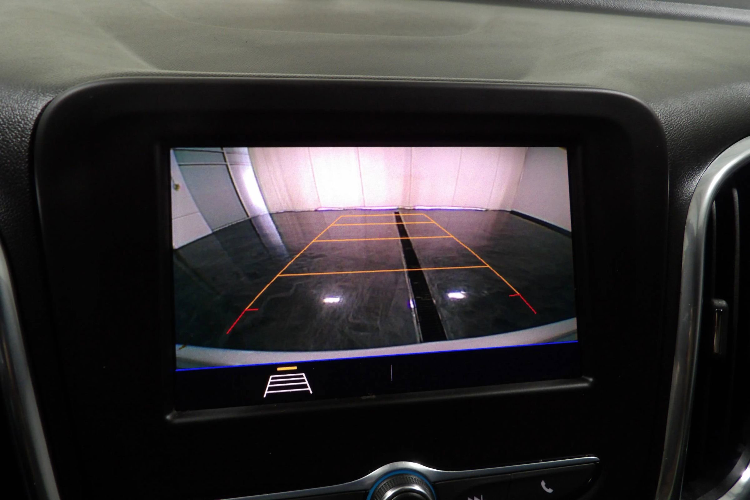 Used 2021 Chevrolet Equinox LT FWD image 15