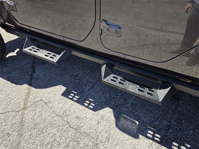 Certified 2024 Jeep Gladiator Sport image 22