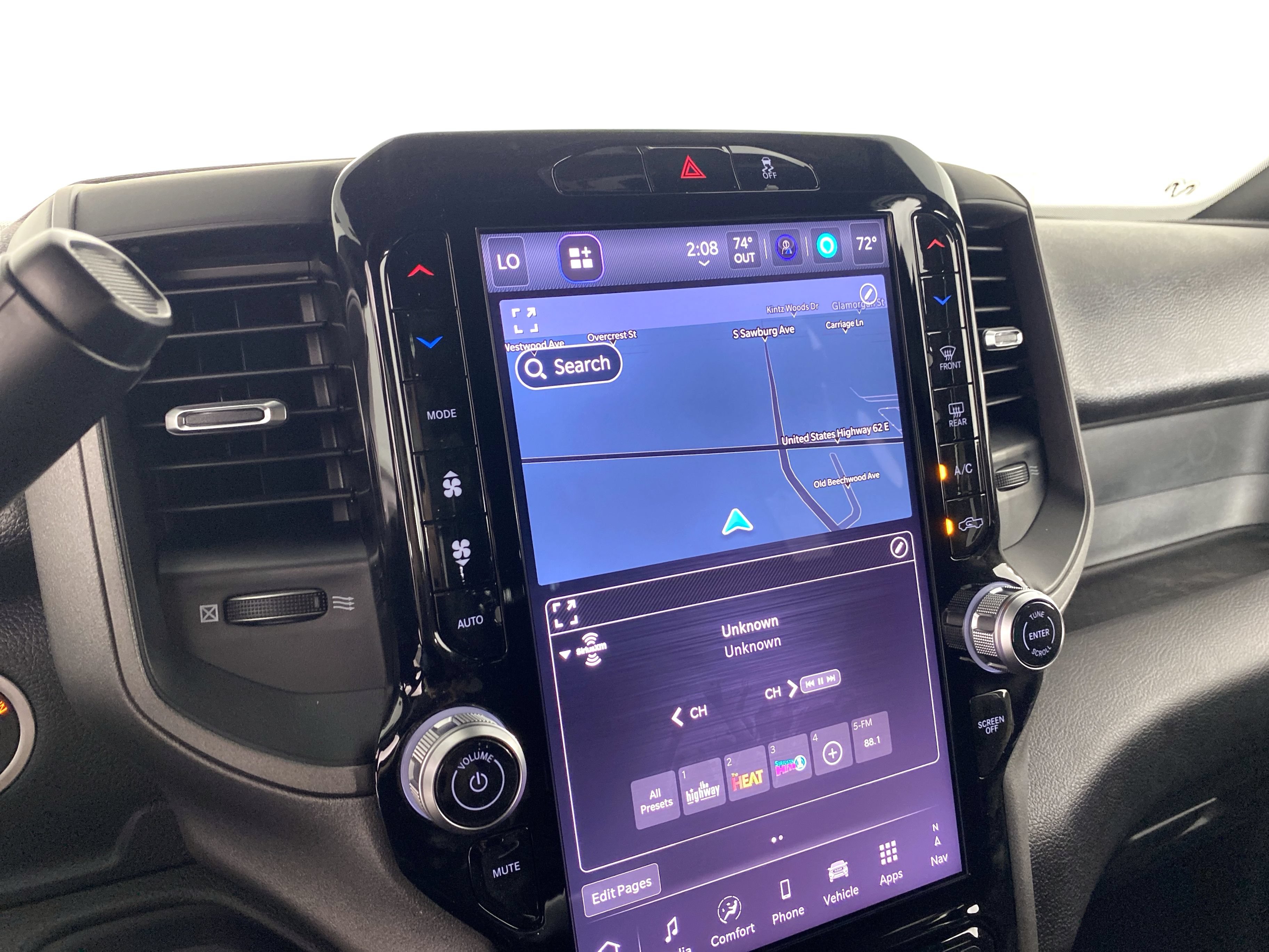 New 2026 RAM 3500 Tradesman AWD/4WD image 26