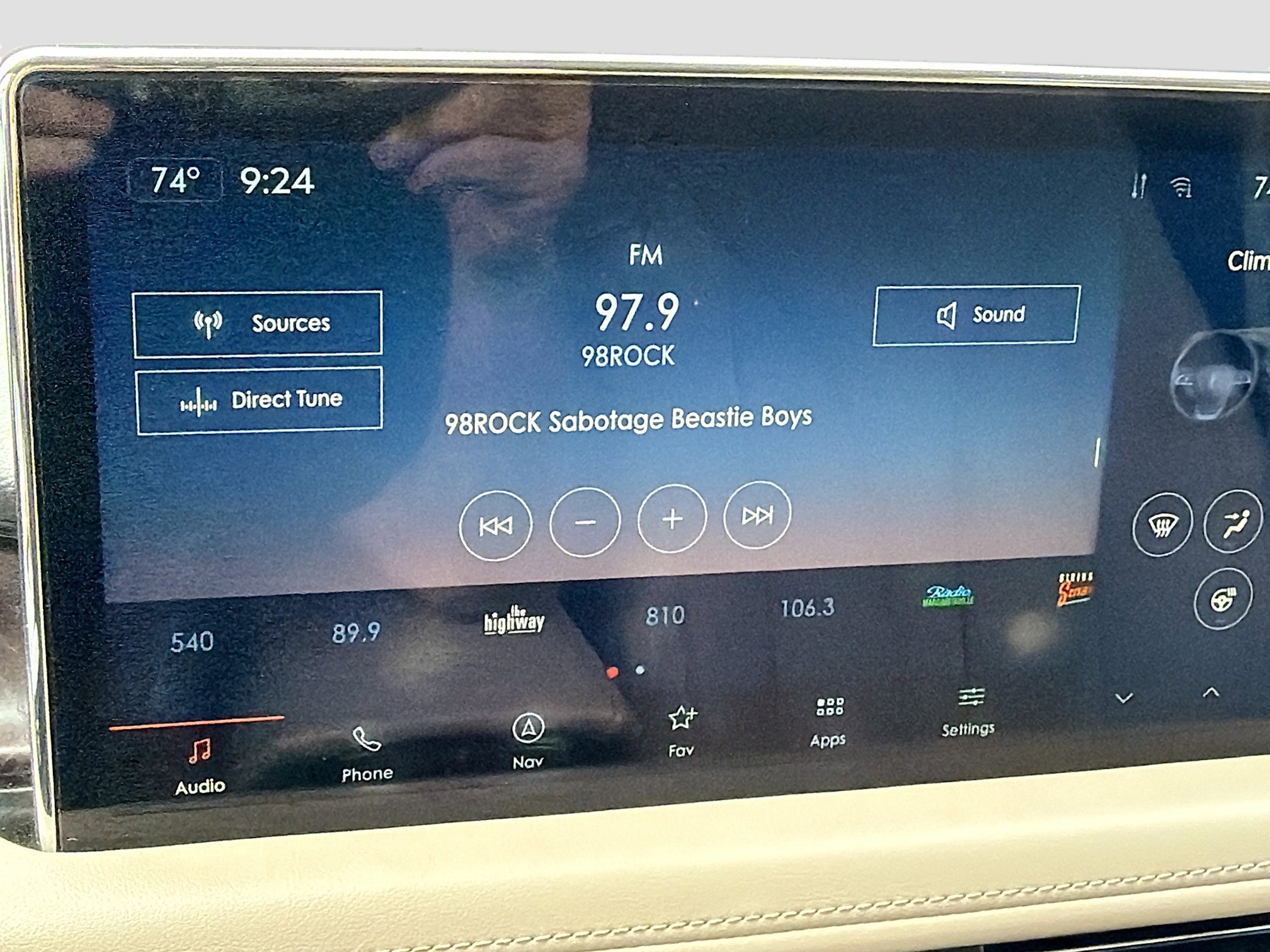 Certified 2021 Lincoln Nautilus Reserve AWD/4WD image 15