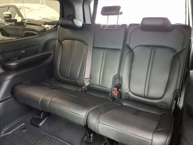 Used 2024 Jeep Wagoneer Series II w/ Flexible Seating Group image 20