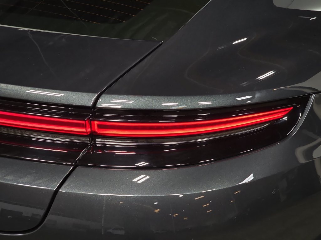 Certified 2026 Porsche Panamera RWD image 30