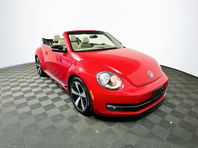 Used 2013 Volkswagen Beetle Turbo FWD image 30