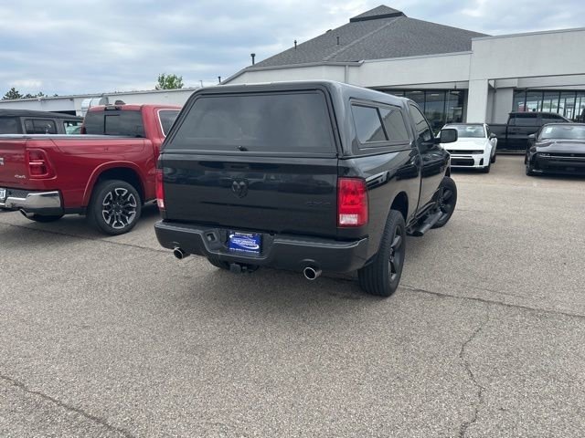 Used 2017 RAM 1500 Express w/ Black Ram 1500 Express Group AWD/4WD image 11