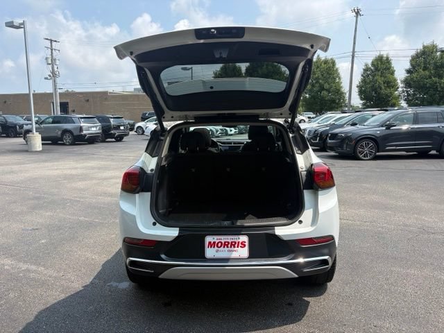 Used 2020 Buick Encore GX Essence w/ Experience Buick Package FWD image 6