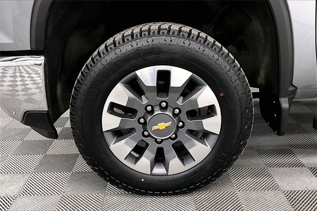 Used 2024 Chevrolet Silverado 2500 LT w/ All Star Edition image 9