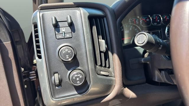 Used 2016 Chevrolet Silverado 2500 LT w/ LT Convenience Package AWD/4WD image 9
