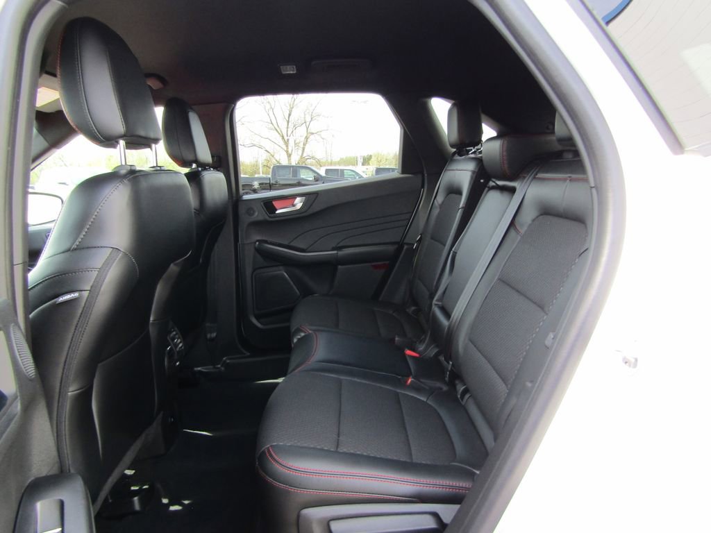 Used 2023 Ford Escape ST-Line Select w/ Tech Pack #2 AWD/4WD image 17