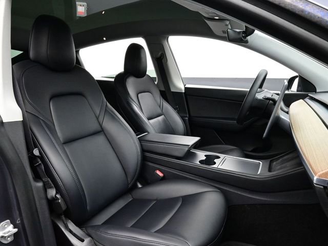 Used 2021 Tesla Model Y Long Range image 15