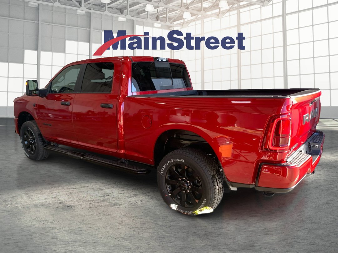 New 2026 RAM 2500 Big Horn AWD/4WD image 3