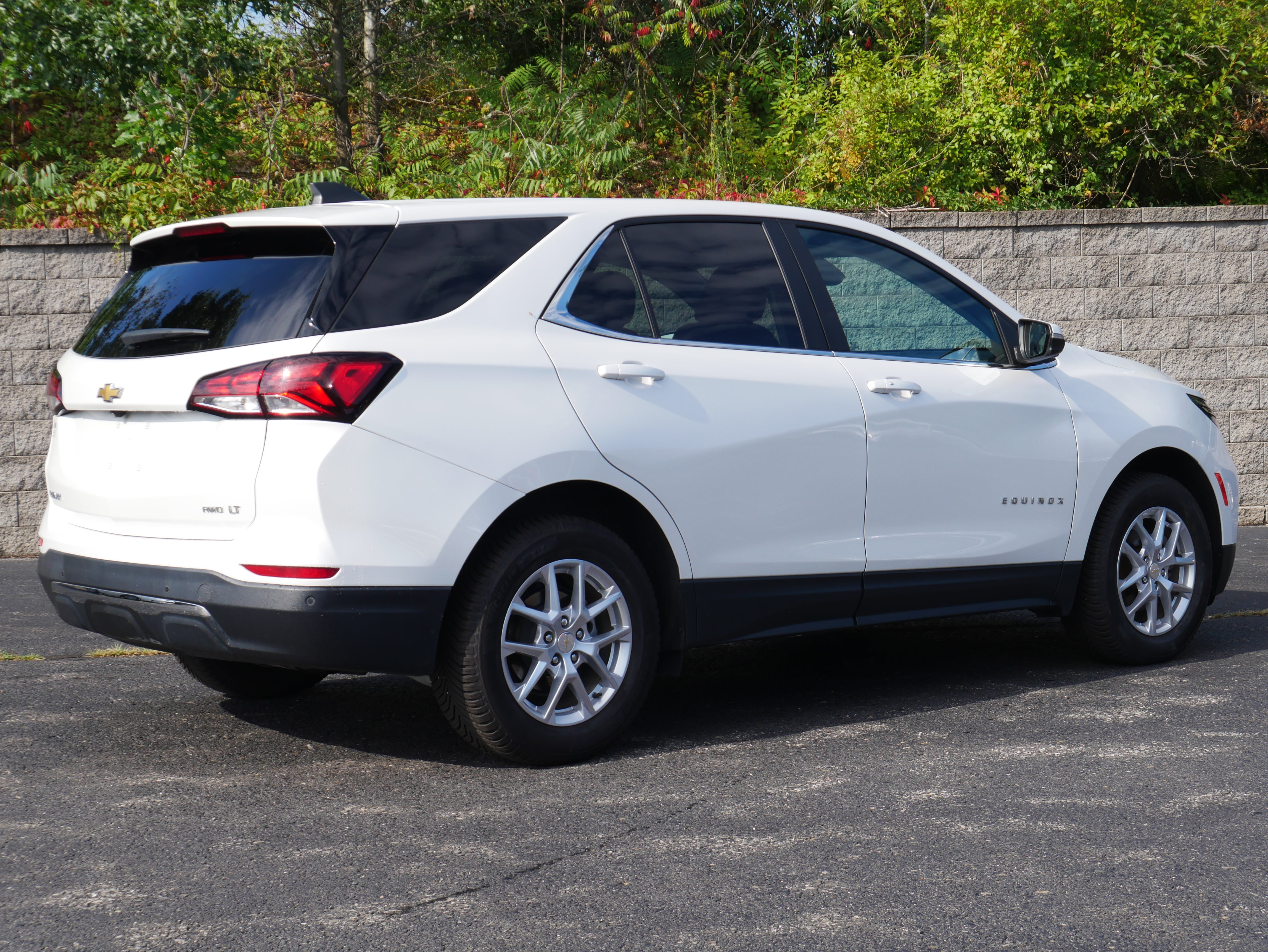 Certified 2024 Chevrolet Equinox LT AWD/4WD image 7