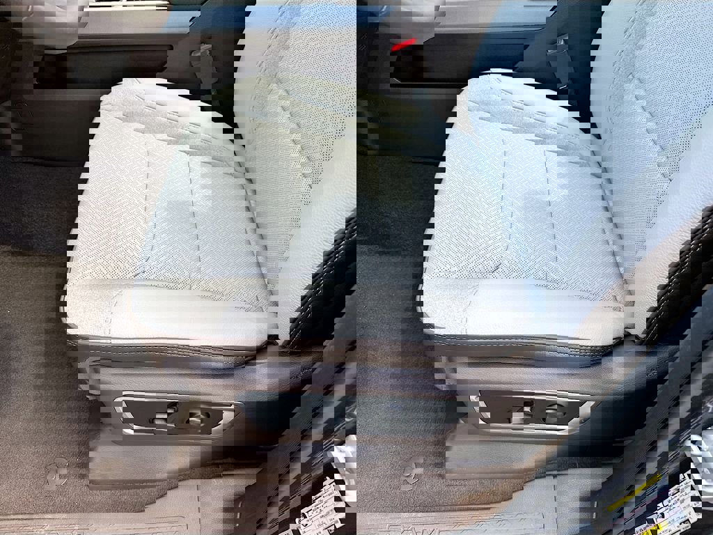 New 2026 RAM 1500 Laramie w/ Advanced Safety Group II image 23