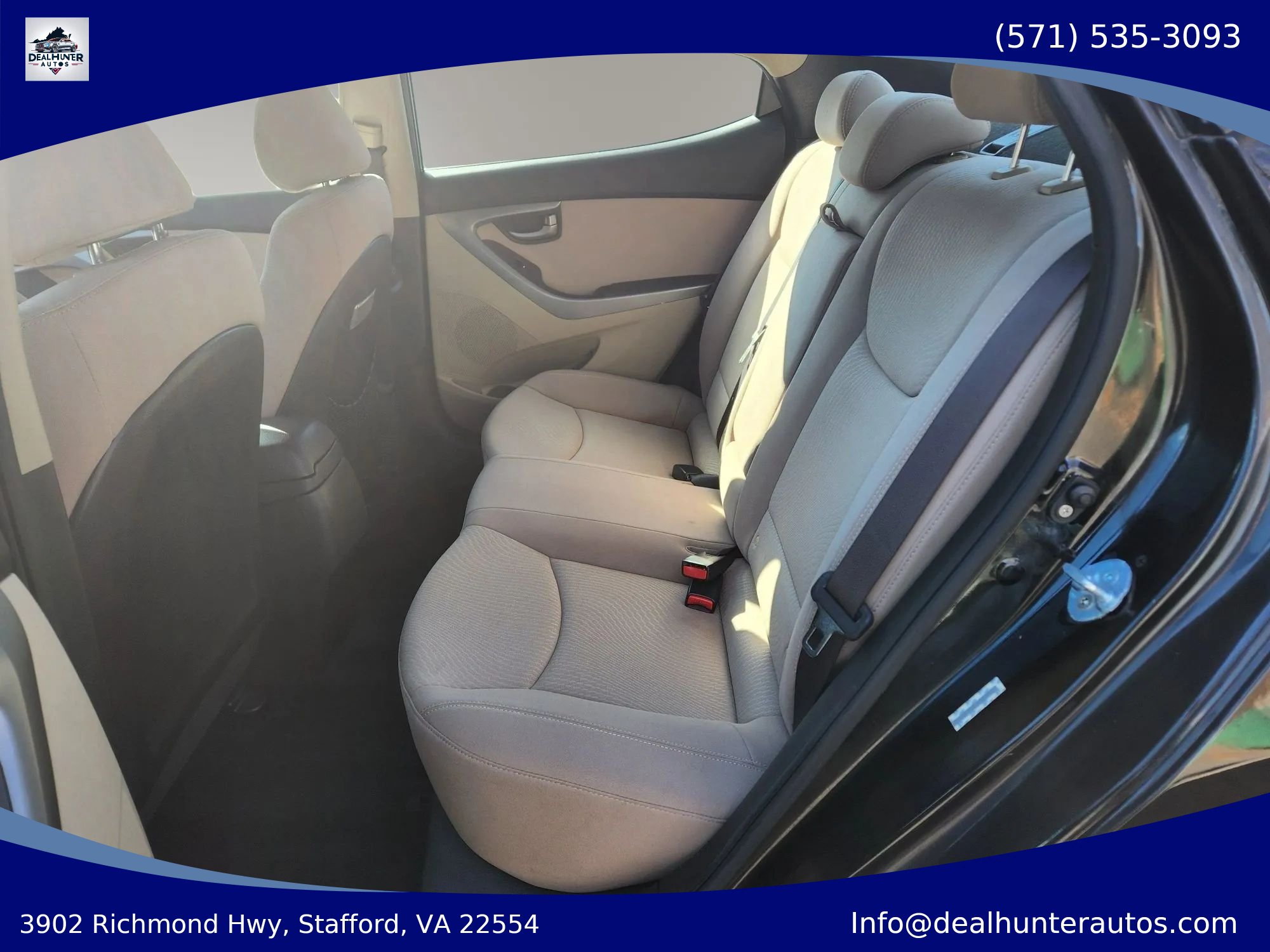Used 2015 Hyundai Elantra SE w/ Option Group 02 FWD image 18