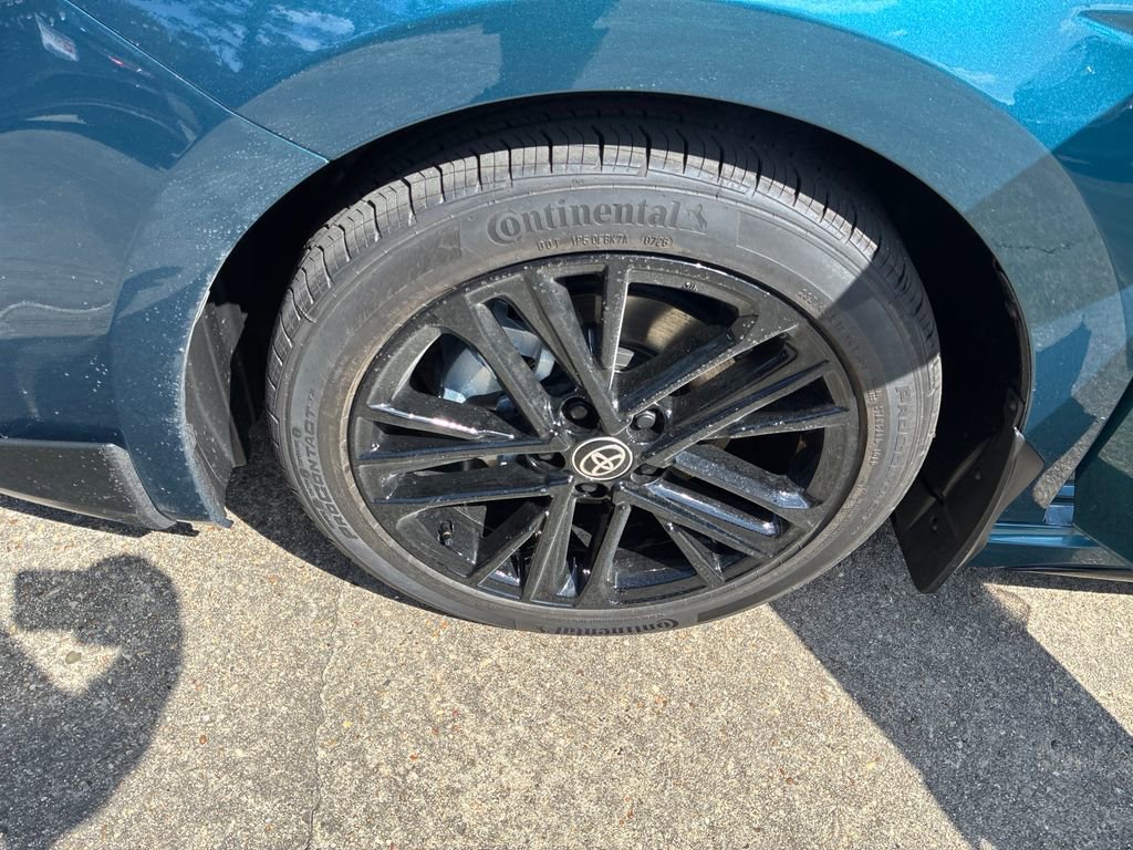 New 2026 Toyota Camry SE FWD image 32