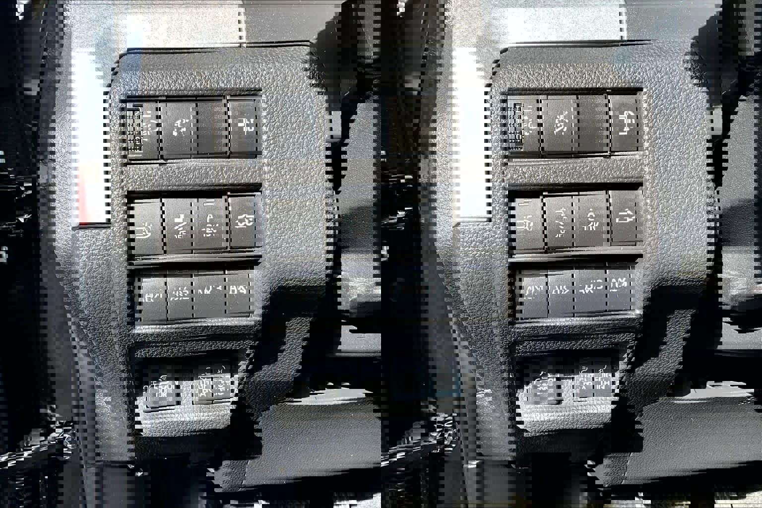 Certified 2025 Toyota Tacoma 4x4 Double Cab Hybrid w/ Tow Tech Package image 32